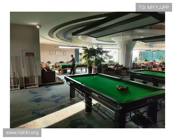 球友台球俱乐部高清图片合集，展现高端设备与优雅环境的完美结合